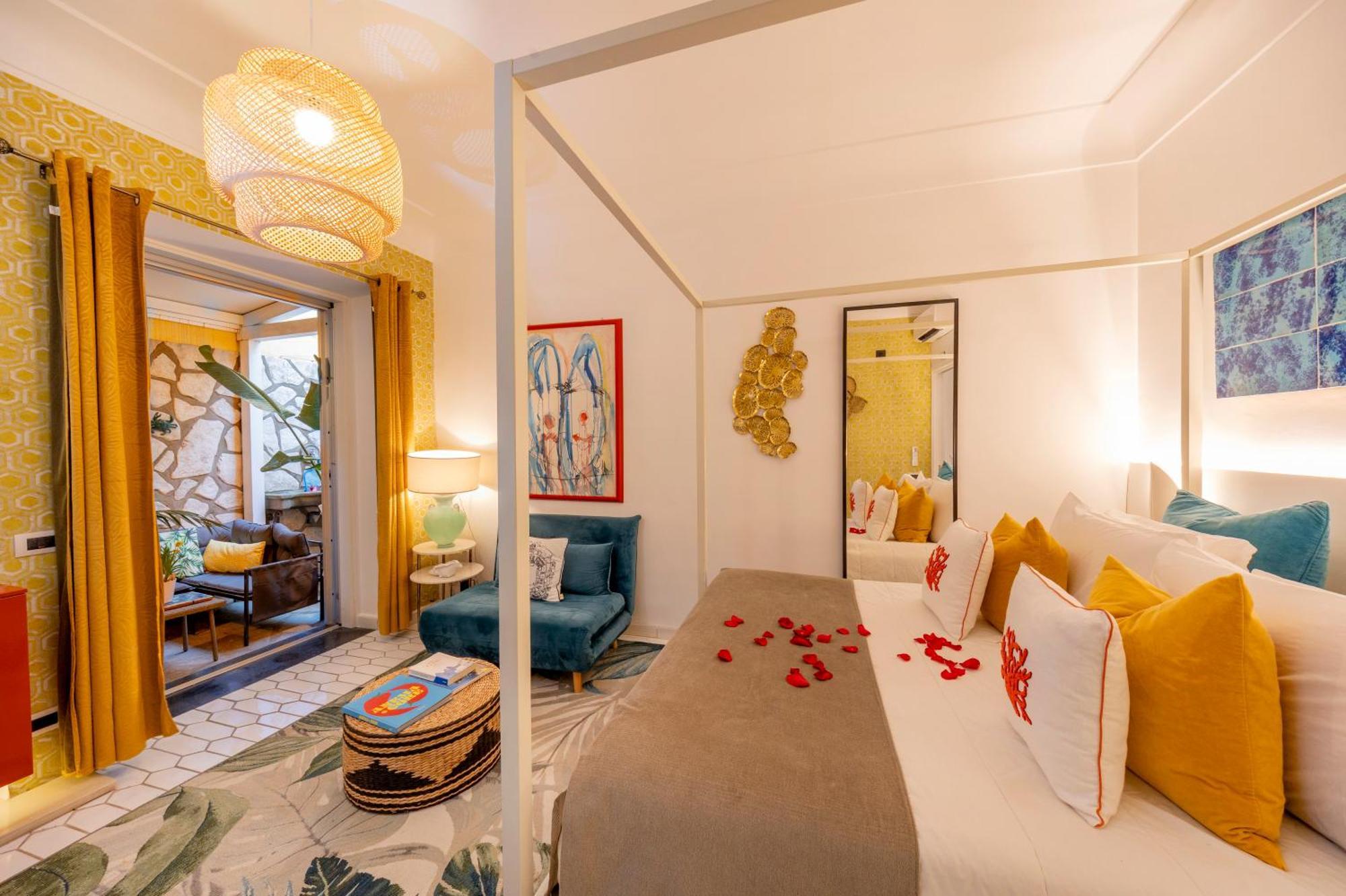 Suite Apartment Capri Con Jacuzzi In Piazzetta Экстерьер фото
