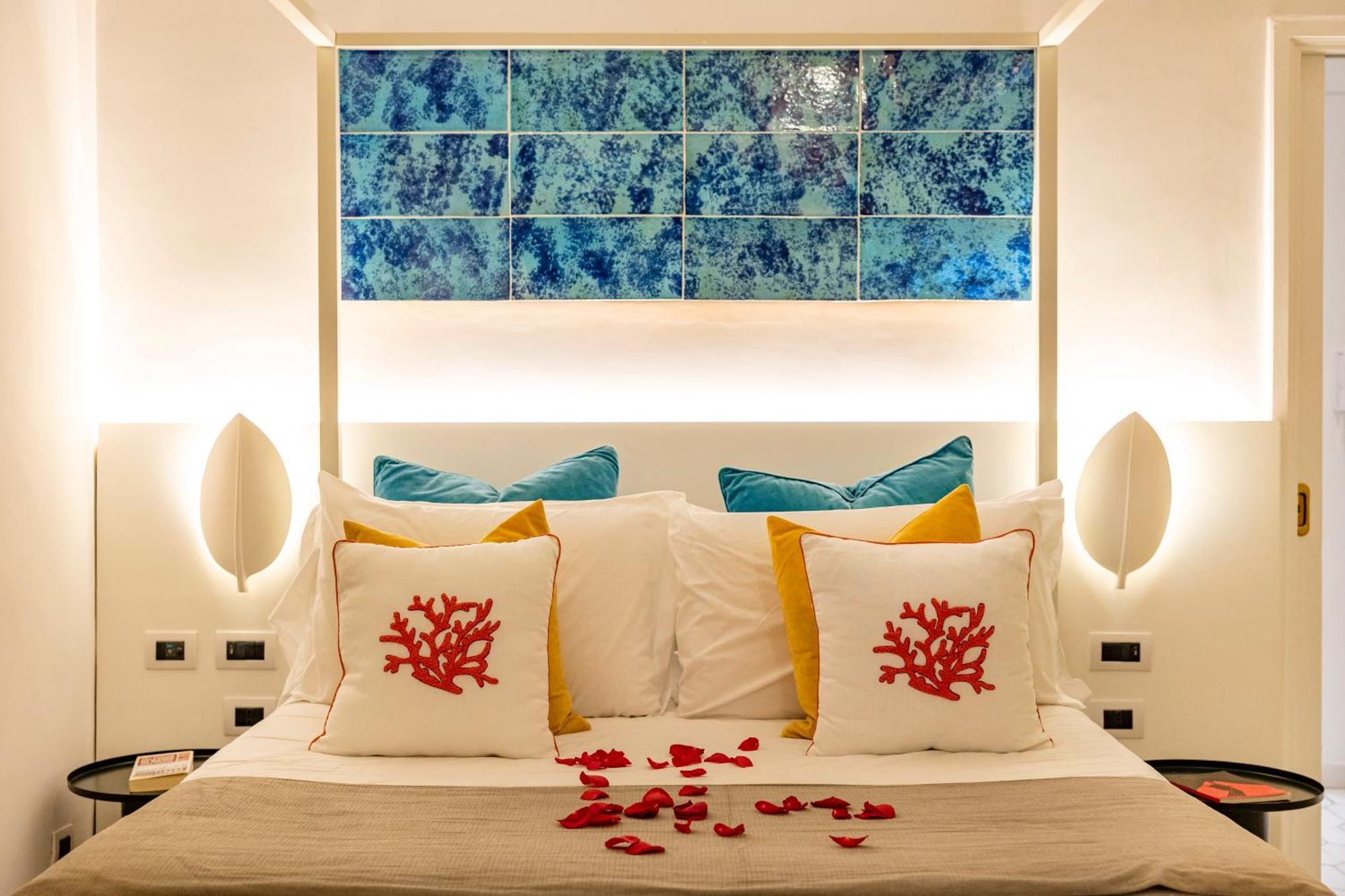 Suite Apartment Capri Con Jacuzzi In Piazzetta Экстерьер фото